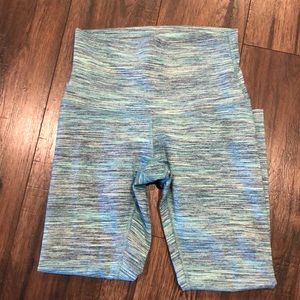Lululemon crop size 6